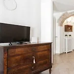 Il Tenore D'oro Centralissimo Apartment *